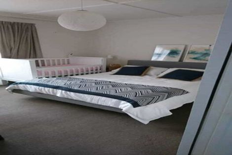 Photo of property in 5 Harbour Street, Moturoa, New Plymouth, 4310