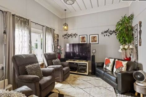 Photo of property in 88 Celia Street, Stratford, 4332