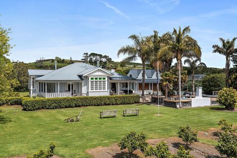 Photo of property in 52 Omaha Flats Road, Tawharanui Peninsula, Warkworth, 0986