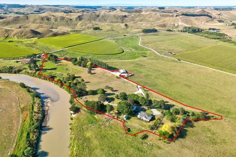 Photo of property in 943 Ruatangata Road, Whangaehu, Whanganui, 4581