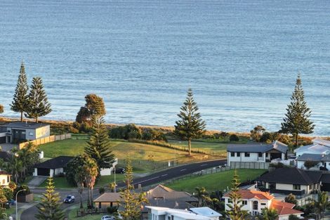Photo of property in 5 Pacific Parade, Coastlands, Whakatane, 3120