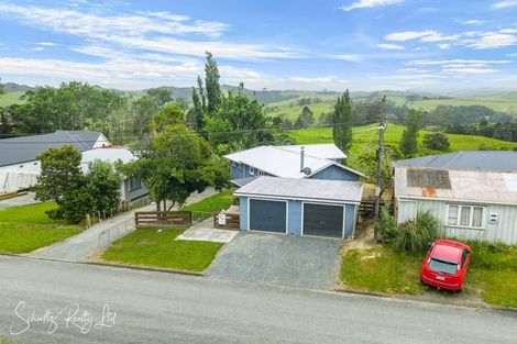 Photo of property in 5 Griffin Road, Maungaturoto, 0520