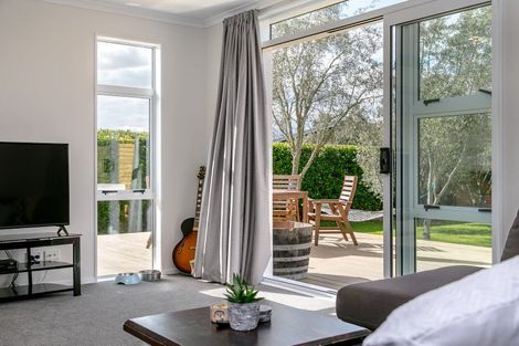 Photo of property in 20 Burgundy Drive, Martinborough, 5711