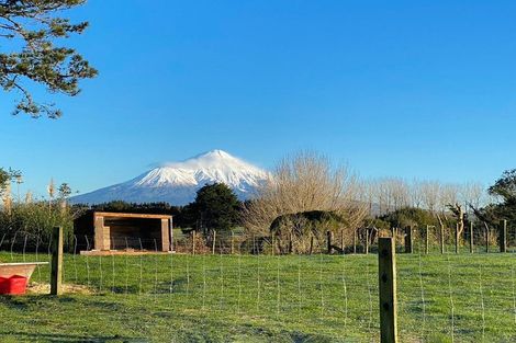 Photo of property in 116 Clifford Road, Eltham, 4322