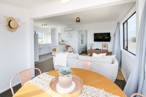 Photo of property in 21 Ocean Beach Street, Foxton Beach, Foxton, 4815