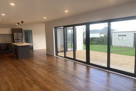 Photo of property in 15 Kirk Street, Otaki, 5512