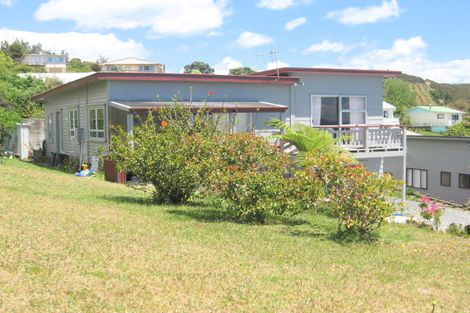 Photo of property in 8 Leslie Road, Cable Bay, 0420