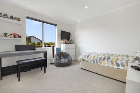 Photo of property in 28 Farrier Street, Papamoa, 3118