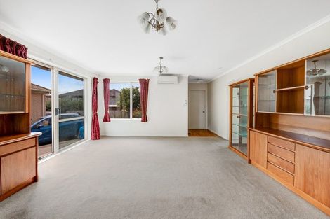 Photo of property in 9 Raabia Close, Parakai, 0830