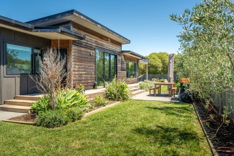 Photo of property in 12 Broadsea Avenue, Ruby Bay, Mapua, 7005