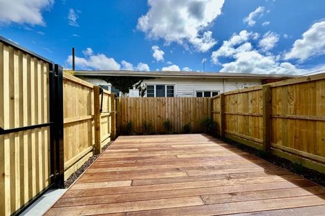 Photo of property in 4/107 Smith Street, Woolston, 8062