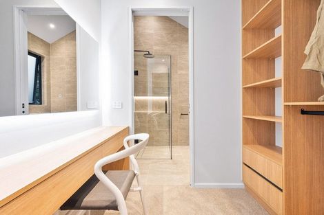 Photo of property in 15c Kiri Place, Mairangi Bay, Auckland, 0630