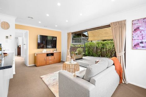 Photo of property in 27 Manapouri Place, Glenview, Hamilton, 3206