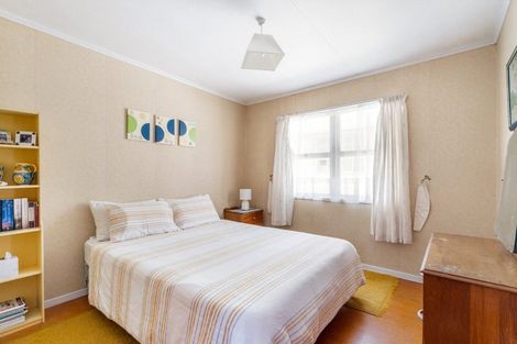 Photo of property in 233 Oakura Road, Oakura, Hikurangi, 0184