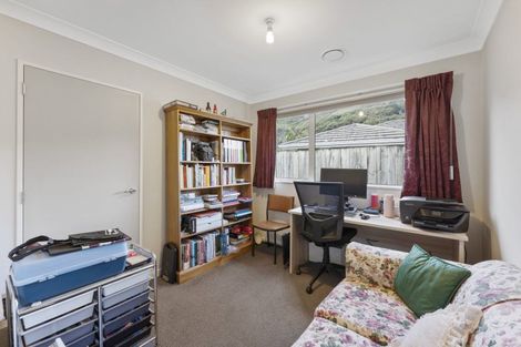 Photo of property in 14 Sun Valley Way, Wainuiomata, Lower Hutt, 5014