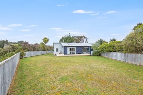 Photo of property in 5 Abbey Way, Whitby, Porirua, 5024