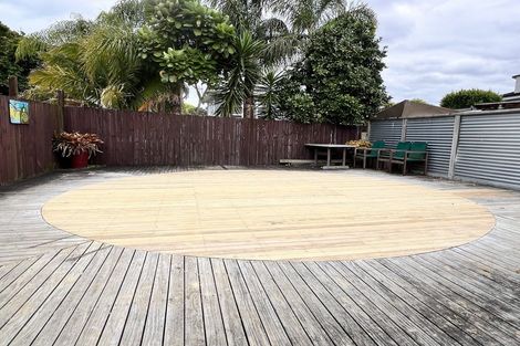 Photo of property in 123 Gills Road, Bucklands Beach, Auckland, 2014