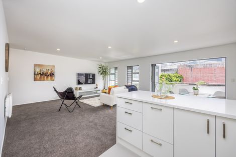 Photo of property in 10/17 Auburn Street, Grafton, Auckland, 1023