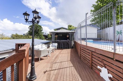 Photo of property in 1/37 Roberts Road, Glenfield, Auckland, 0629