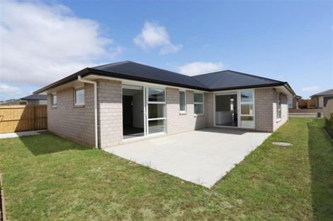 Photo of property in 12 Olivia Road, Pukekohe, 2120