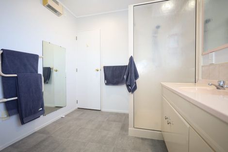 Photo of property in 17 Balmacewen Place, Mount Maunganui, 3116