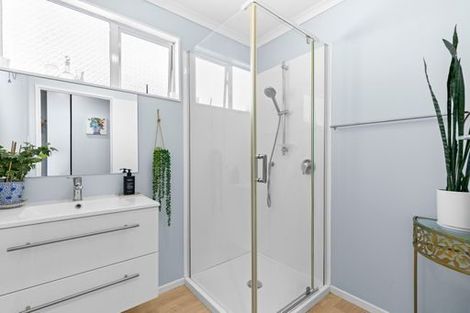 Photo of property in 16a Newbourne Crescent, Redwoodtown, Blenheim, 7201