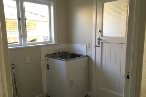 Photo of property in 26 Rathgar Road, Henderson, Auckland, 0610