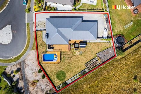 Photo of property in 90 Severn Street, Green Island, Dunedin, 9018