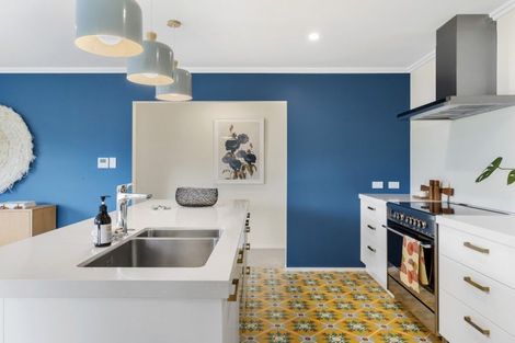 Photo of property in 1 Cooperage Avenue, Kumeu, 0810