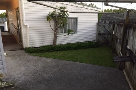 Photo of property in 4/14 Phoenix Place, Papatoetoe, Auckland, 2025