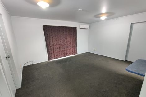 Photo of property in 43 Secretariat Place, Randwick Park, Auckland, 2105