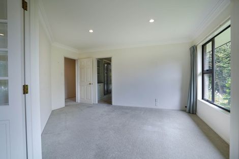 Photo of property in 9 Balcairn Place, Terrace End, Palmerston North, 4410