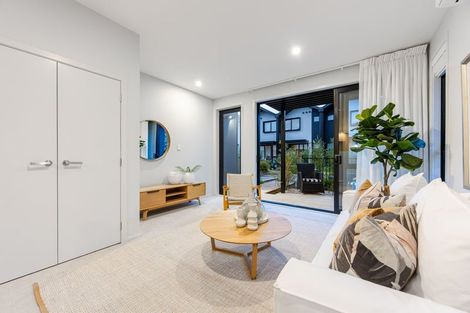 Photo of property in 63 Te Oneroa Way, Long Bay, Auckland, 0630