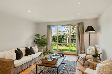 Photo of property in 31b Sandwich Road, Beckenham, Christchurch, 8023