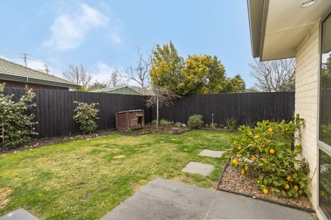 Photo of property in 110 Royal Park Drive, Parklands, Christchurch, 8083