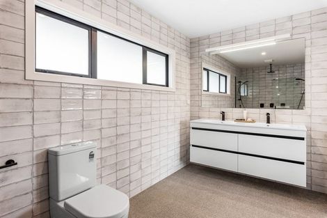 Photo of property in 99 The Drive, Paraparaumu Beach, Paraparaumu, 5032