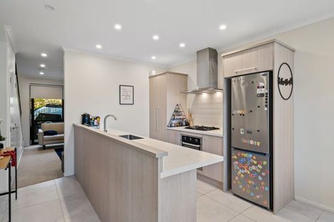 Photo of property in 69 Matairangi Avenue, Totara Heights, Auckland, 2105