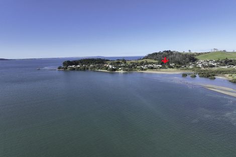 Photo of property in 106 Komiti Road, Tinopai, Matakohe, 0593