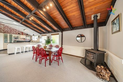 Photo of property in 57 Oroua Street, Eastbourne, Lower Hutt, 5013