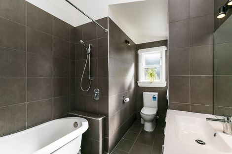 Photo of property in 67 Hutt Road, Petone, Lower Hutt, 5012