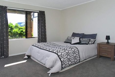 Photo of property in 10b Coventry Close, Ascot Park, Porirua, 5024