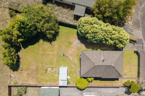 Photo of property in 15 Redfern Street, Dannevirke, 4930