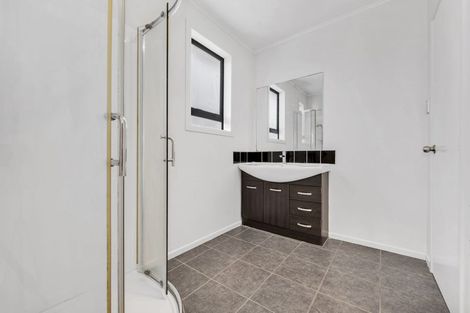 Photo of property in 11 Sunnyside Crescent, Papatoetoe, Auckland, 2025