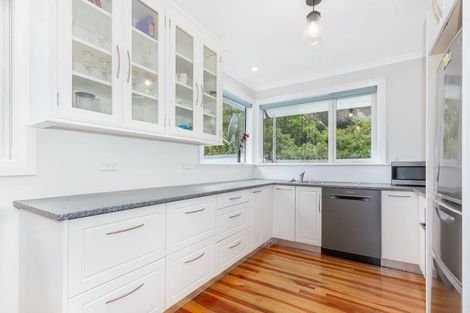 Photo of property in 33 Sunny Grove, Wainuiomata, Lower Hutt, 5014