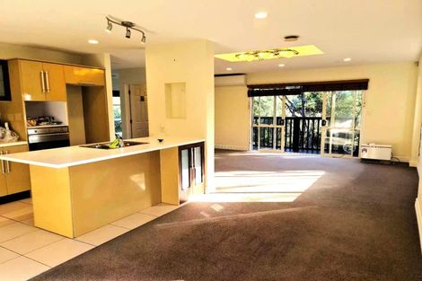 Photo of property in 35 Frenz Drive, Titirangi, Auckland, 0604