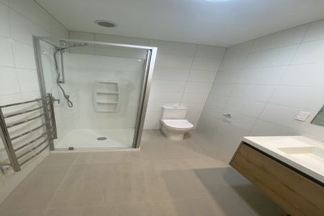 Photo of property in 2 Port Way, Rosehill, Papakura, 2113