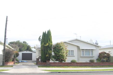 Photo of property in 1002 Caroline Road, Mayfair, Hastings, 4122