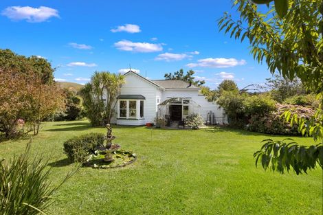 Photo of property in 20 Dye Access Road, Kaukapakapa, 0871