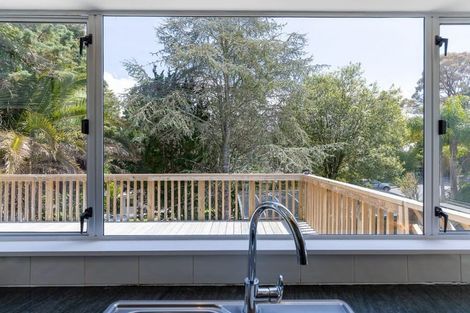 Photo of property in 103 Wirihana Road, Titirangi, Auckland, 0604