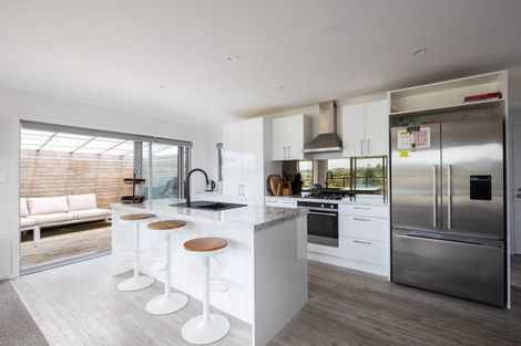 Photo of property in 5b Hinz Lane, Bell Block, New Plymouth, 4312